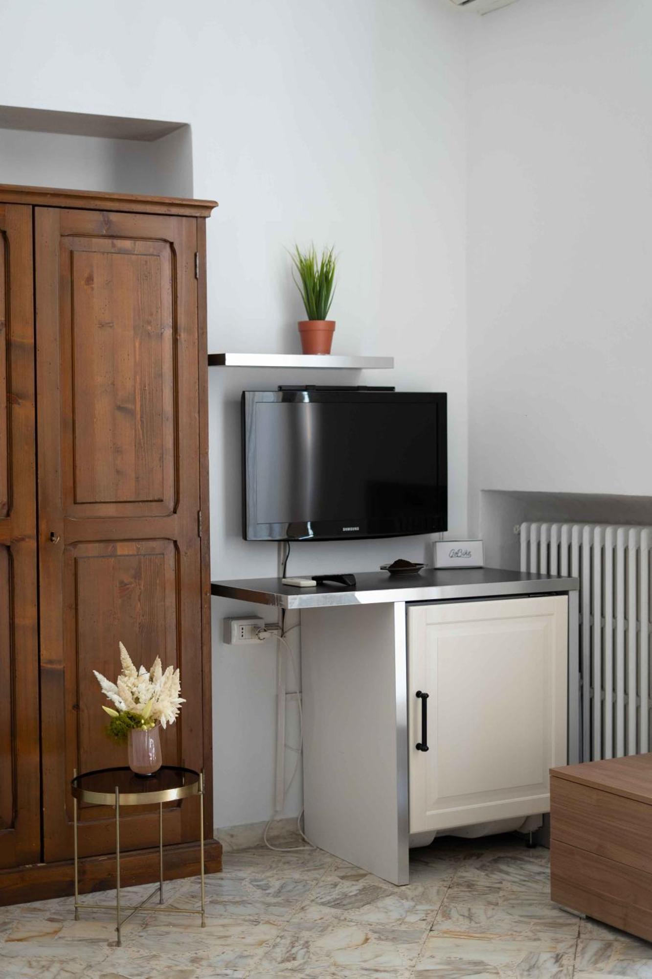 B&B Longobardi ตรานิ ภายนอก รูปภาพ